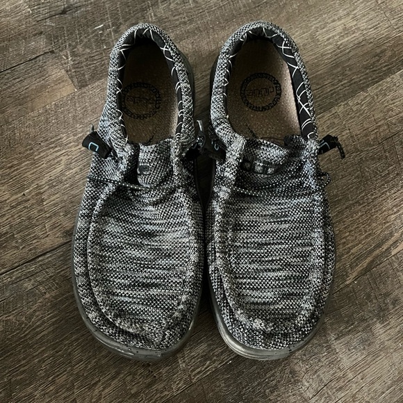 Hey Dude Wallysport - Picture 1 of 3